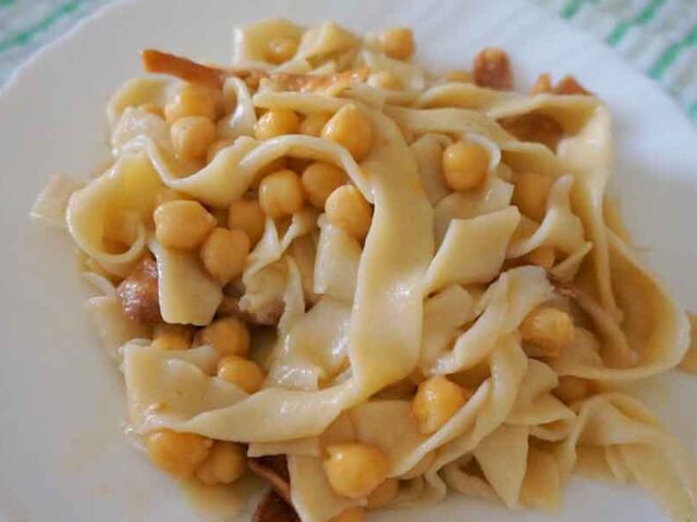 Tagliatelle e ceci